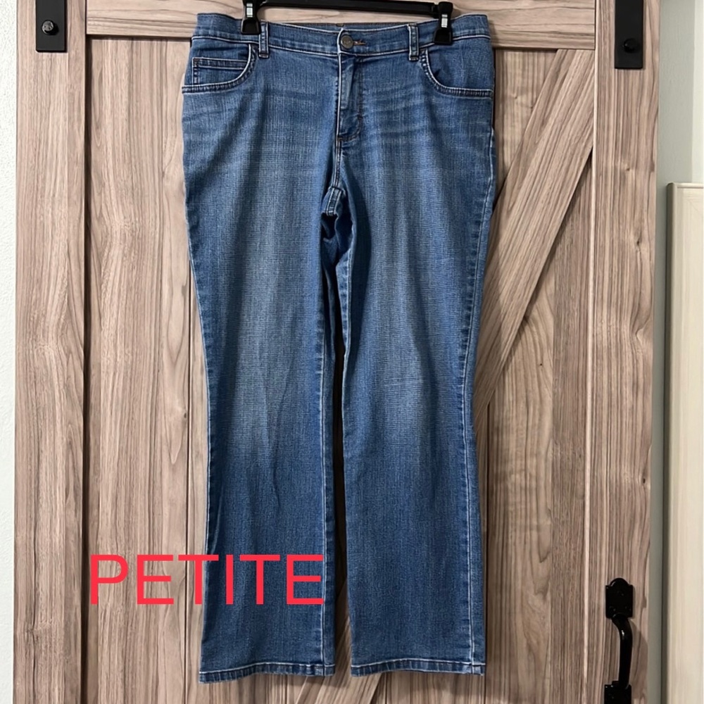 PETITE Lee Light Wash Relaxed Fit 1889 Jeans Sz 8P